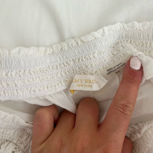 Ramy brook top. Size medium but stretchy and I am usually a small and it fits me - Picture 2 of 2